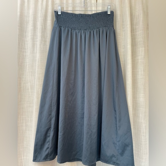 Cider silky skirt size small - Picture 7 of 7